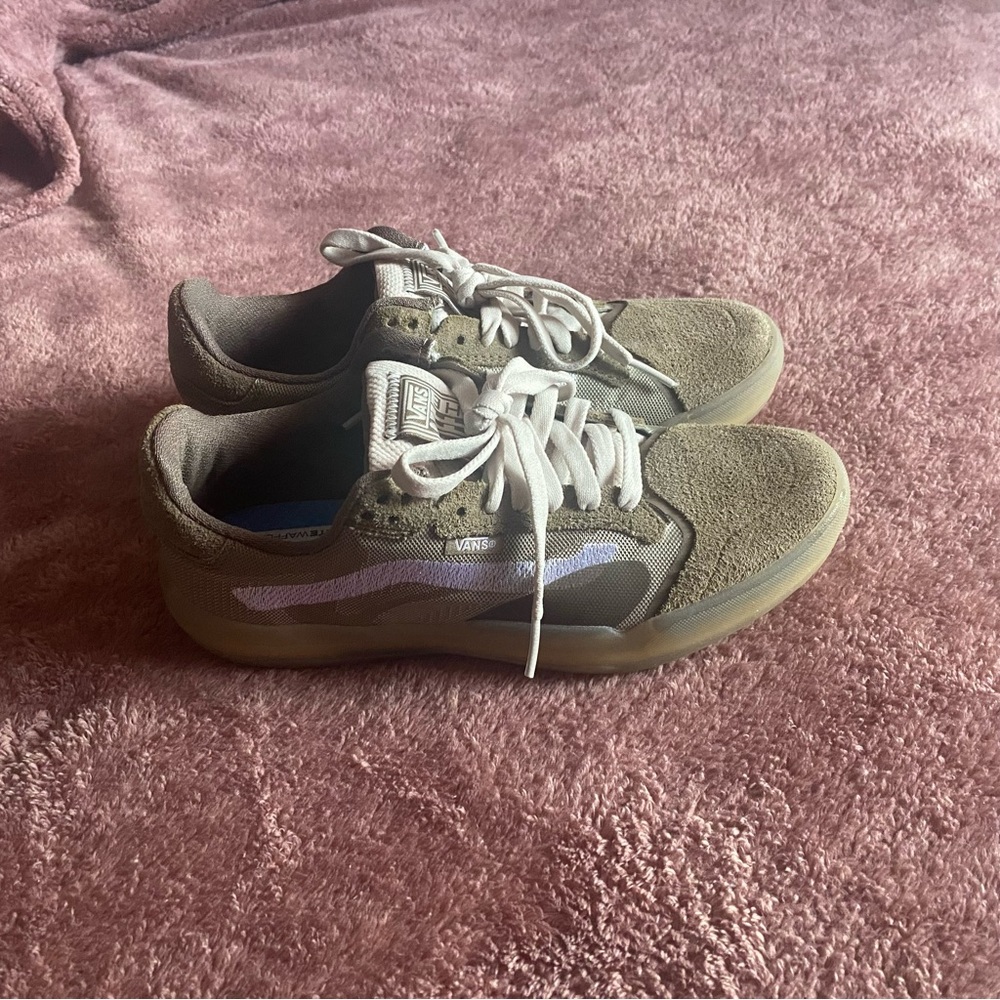 VANS Skateboarding Shoes